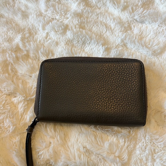 MARC JACOBS WRISTLET - Picture 5 of 7